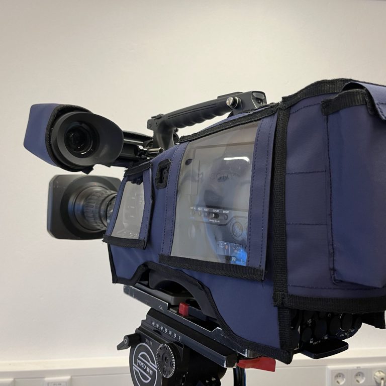 PXW Z-750-11
